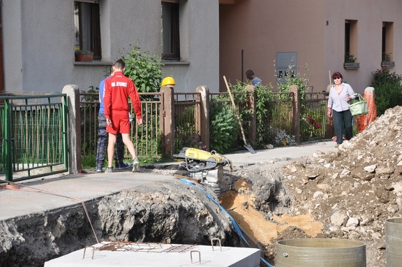 kanalizacija podmezakla 22.05.2014 018