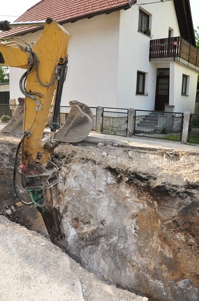 kanalizacija podmezakla 22.05.2014 025